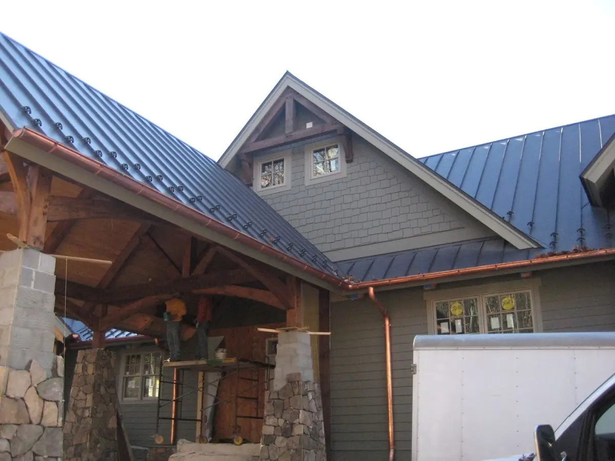 Craftsman Roofing team delivering quality roofing work in Mechanicsville